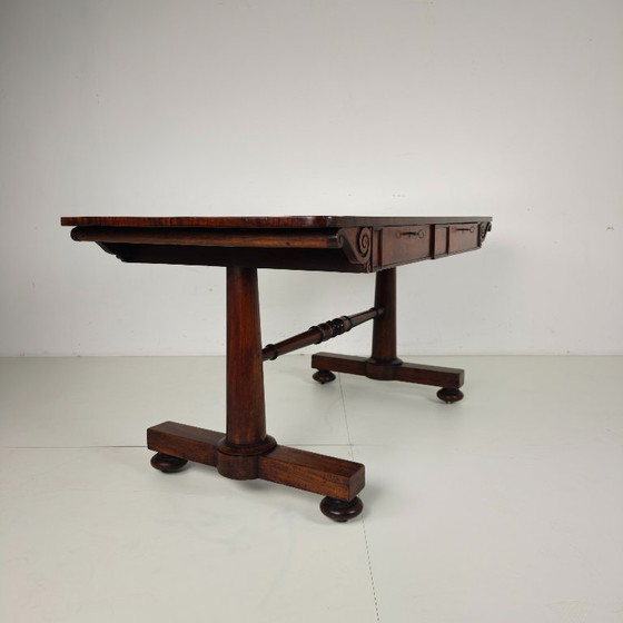 Image 1 of Engelse Regency-periode begin 19e eeuw / Schrijftafel in de bibliotheek van Willem IV