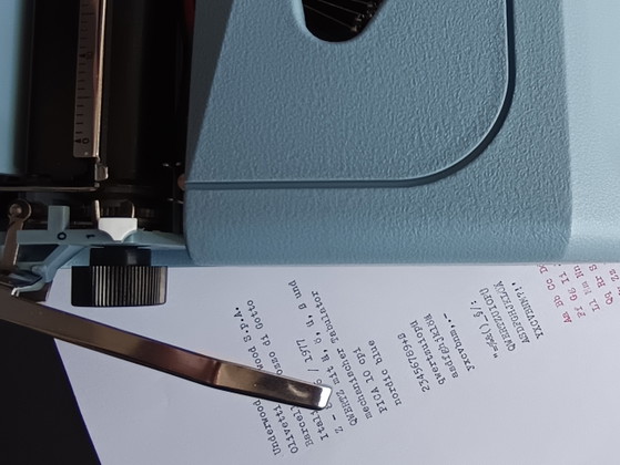 Image 1 of Restored Underwood 16 (1977) typewriter – a rare example