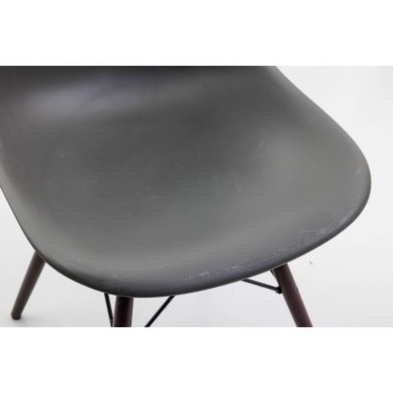 Image 1 of 6 x Vitra DSW
