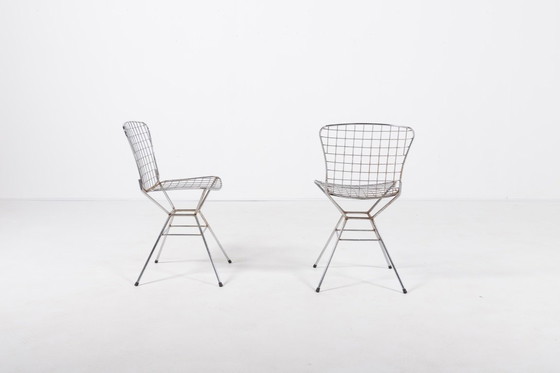 Image 1 of Coppia di sedie vintage di design italiano in filo d'acciaio degli anni '70.