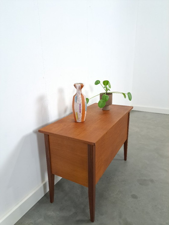 Image 1 of Coffre à jouets en teck danois, coffre de rangement