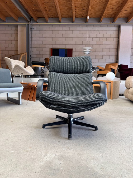 Artifort F154 fauteuil by Geoffrey D. Harcourt – Metal, Plastic (photo 7 of 15)