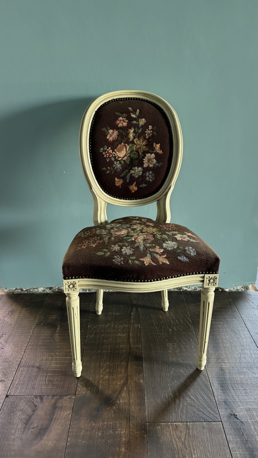 Sedia antica cucita a mano