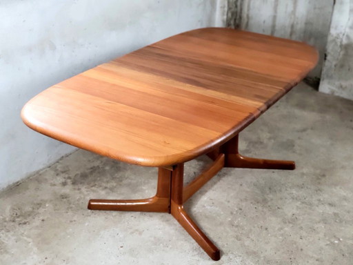 Tavolo da pranzo ovale allungabile in stile danese di Dyrlund in teak