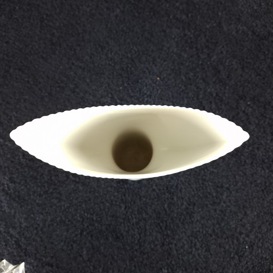 Image 1 of Vase vintage en dents de requin Tapio Wirkkala blanc Rosenthal