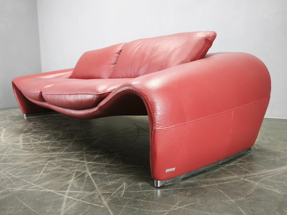 Image 1 of Divanotti Italienisches freistehendes Zweisitzer-Sofa aus rotem Leder