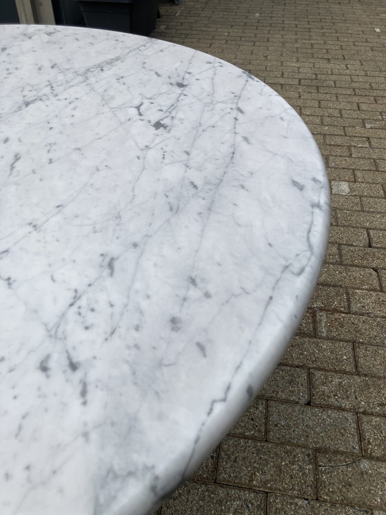 Image 1 of Angelo Mangiarotti M1 dining table Carrara marble 130cm As New!!