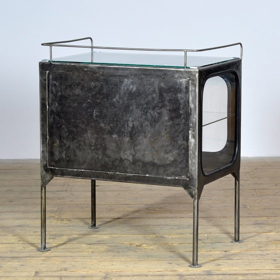 Vintage Ziekenhuiskast, jaren 70 – Kasten, Glass, Metal (photo 12 of 12)