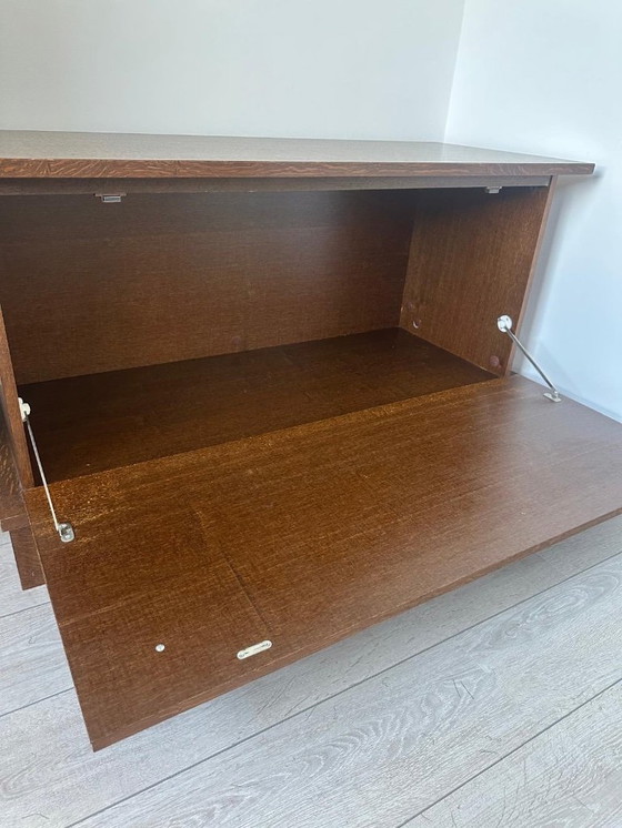 Image 1 of Cassapanca unica in quercia intagliata