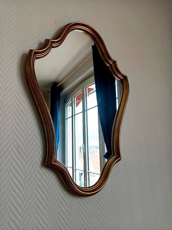 Image 1 of Miroir bois doré vintage 