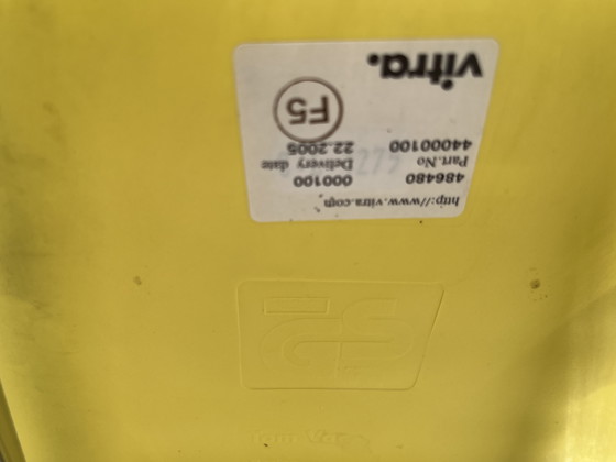 Image 1 of Vitra tom vac