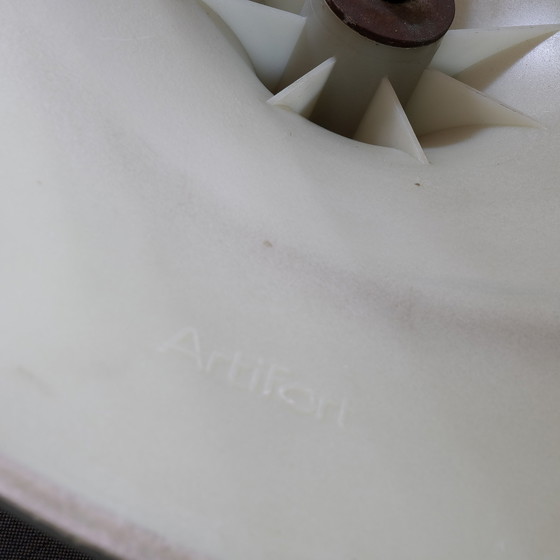 Image 1 of Fauteuil Artifort F504 remis à neuf avec Kvadrat Remix