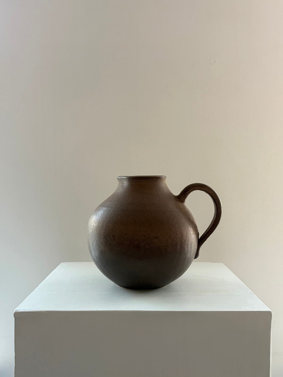 Vintage ceramic carafe-style vase with handle (photo 5 of 5)