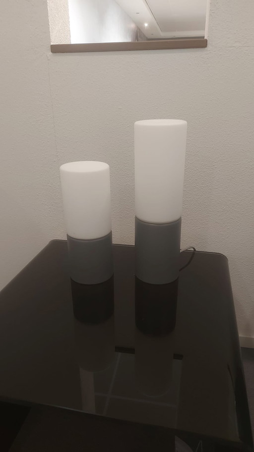 Lámpara de mesa cilíndrica Montel