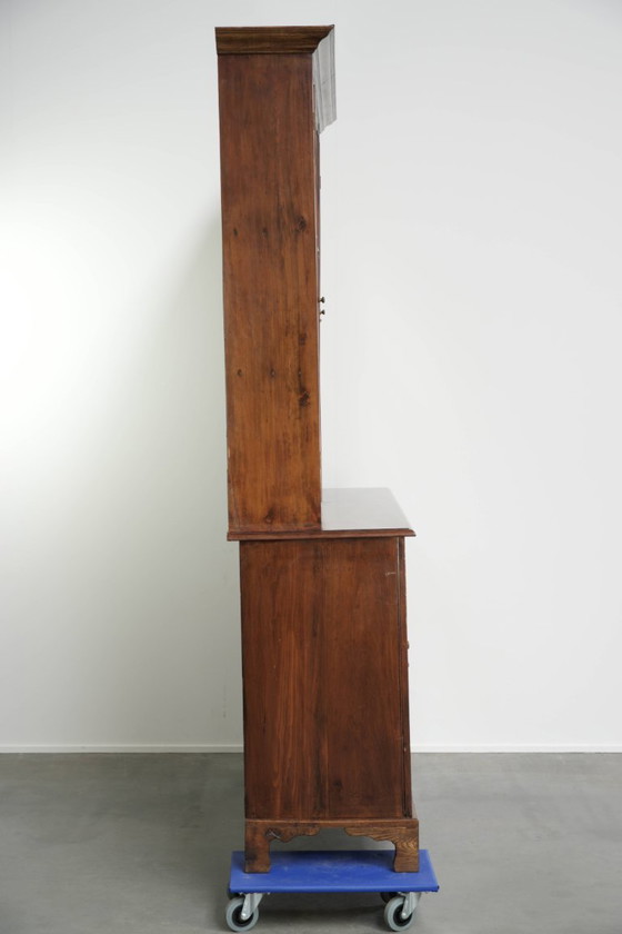 Wunderschöner antiker englischer Buffetschrank aus dem frühen 19. Jahrhundert im gotischen Stil mit (photo 3 of 19)