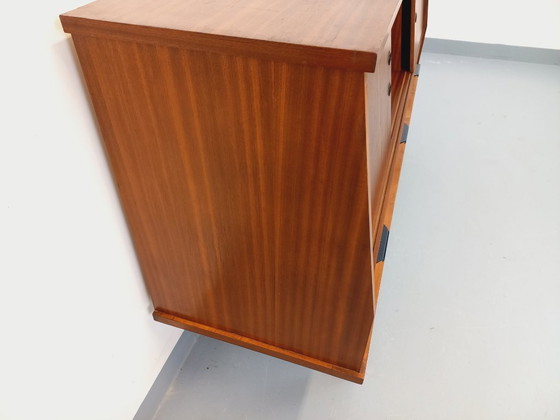 Image 1 of Credenza vintage in legno stile teak degli anni '60