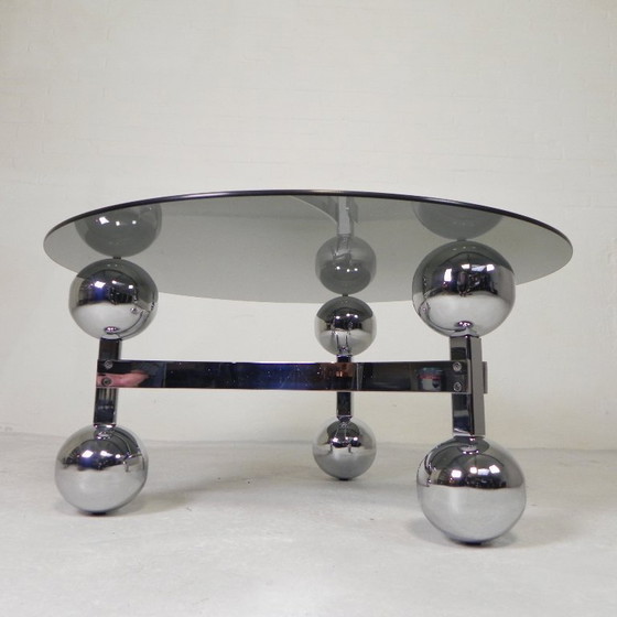 Image 1 of Table basse Spoutnik de l'ère spatiale, avec un piètement chromé des années 1970
