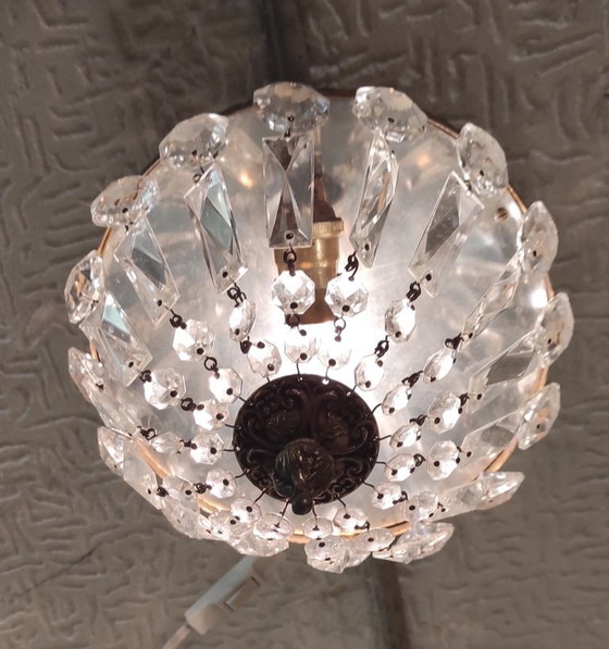Image 1 of Lampada da soffitto in ottone con pendenti in vetro - metà del XX secolo