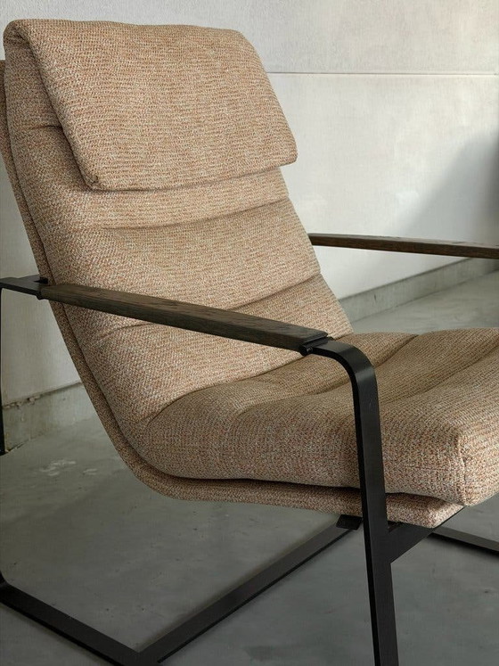 Leolux Indra armchair – as new condition – Textile (photo 3 of 10)