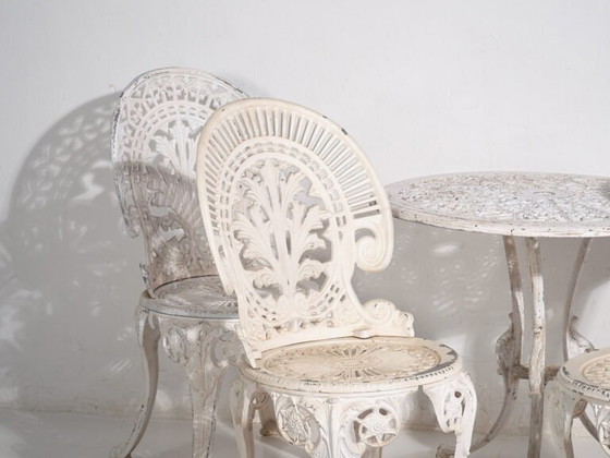 Conjunto de mesa y sillas de jardín Art Nouveau (c.1950). Set de 5 piezas – Conjuntos de jardín, Aluminium (photo 11 of 39)