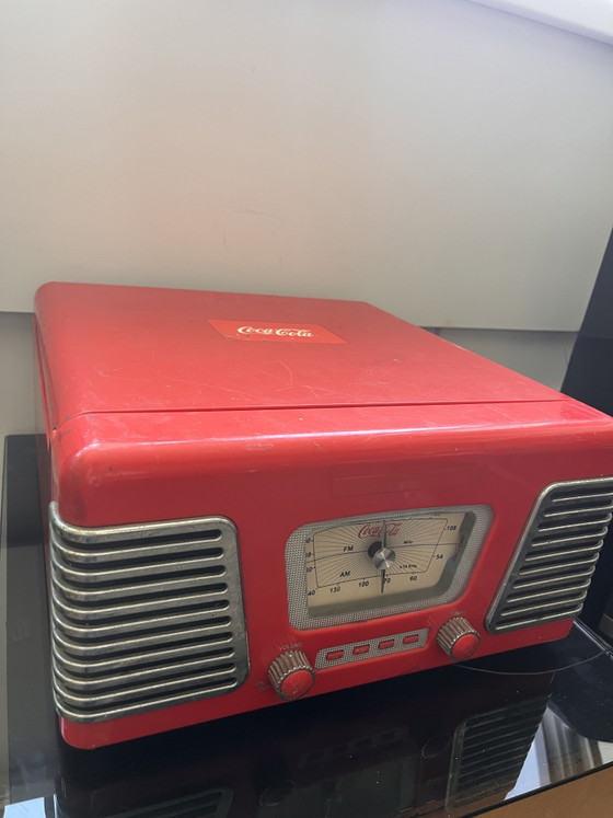 Image 1 of Platenspeler radio coca cola