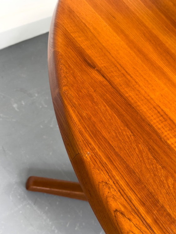 Vintage Teak Round Table – glostrup, Dining tables, Wood (photo 18 of 19)