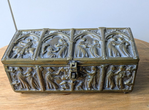 Boîte en bronze du début des années 1900