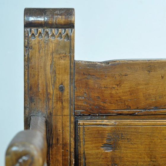 Image 1 of Antique walnut bench, Southern France / Northern Spain, 17th–18th century