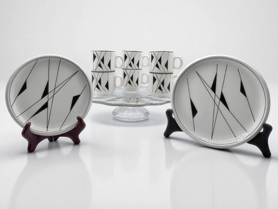 Image 1 of Boch Frères Art Deco Koffie- en Gebakset (18-delig) – Zwart Geometrisch Design – Vintage Belgisch Porselein