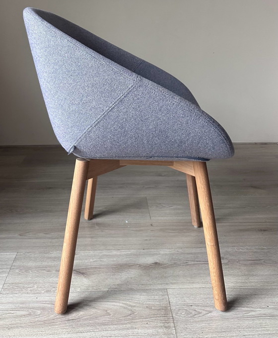 4x Artifort Beso design Dining chairs, Wood, Textile, Grey, Modern (photo 4 of 9)