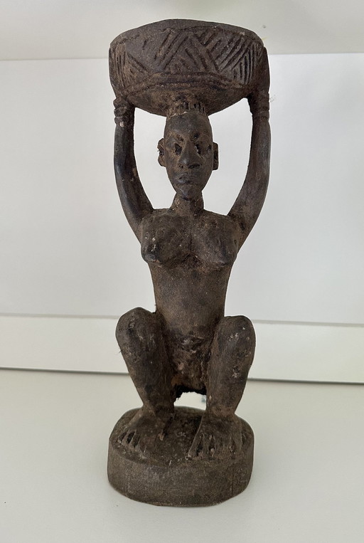 Scale bearer of the Yoruba