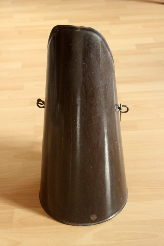 Image 1 of 1950S Charbonnier Métal Émaillé Avec Poignée En Bois - Porte Parapluie - Vase de Base - Vintage