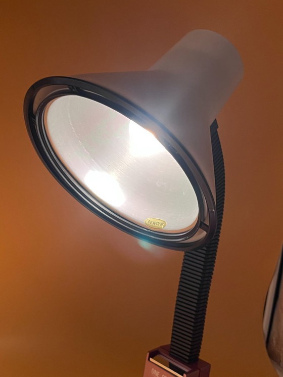 Image 1 of Duo de Lampes de bureau post-moderne « ONE STAND » – années 1980