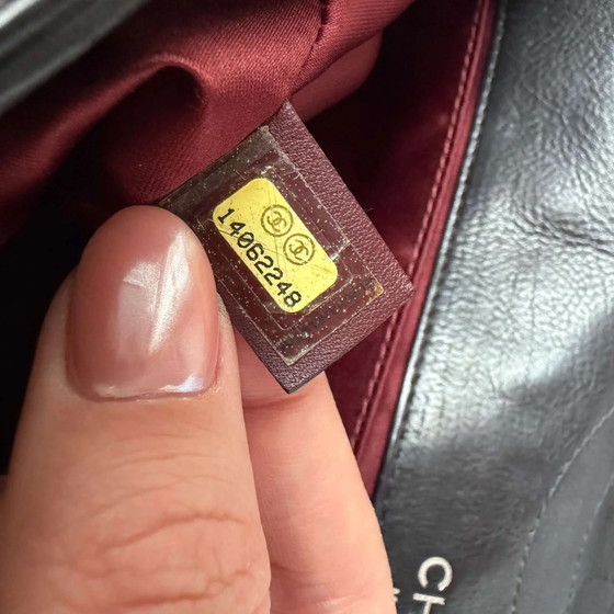 Chanel jumbo pelle di vitello goffrata simboli portafortuna – Borse a spalla (photo 12 of 12)