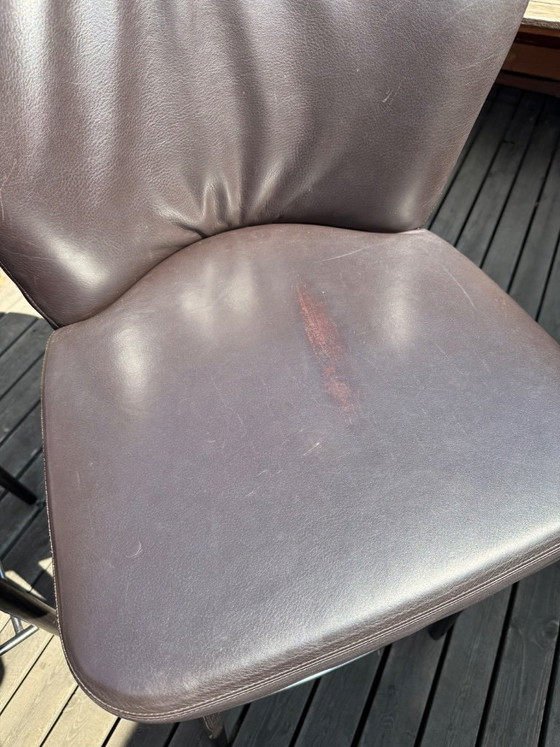Image 1 of 7x Minotti „Aston Stool“ Barhocker von Rodolfo Dordoni – Mokka-Esche und braunes Leder
