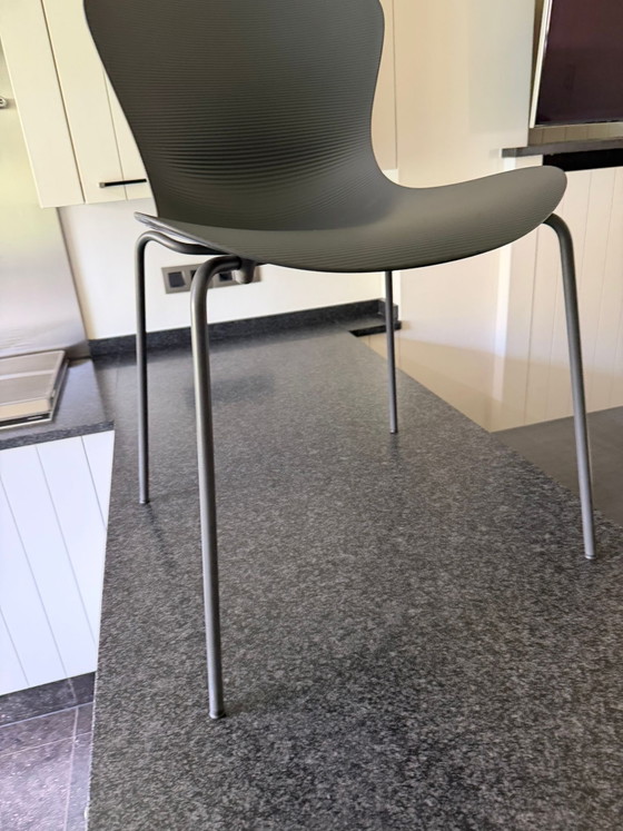 Image 1 of 8 Republiek Fritz Hansen-stoelen