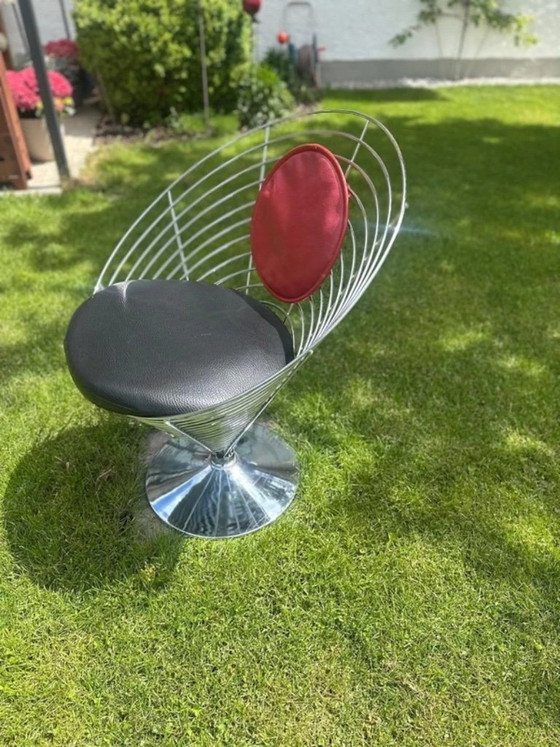 Wire Cone Chair – Fritz Hansen, Fauteuils, Aluminium (photo 2 of 7)