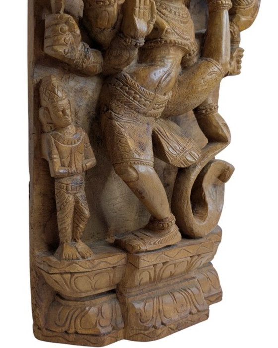 Image 1 of Bas-relief en bois antique représentant Shiva Nataraja – Inde du Sud, XIXe siècle