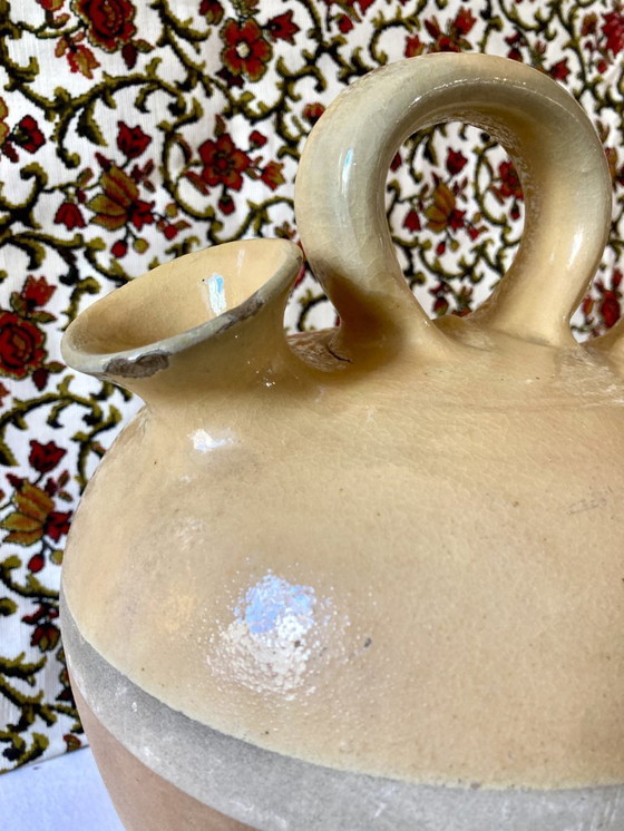 Image 1 of Gargoulette en terre cuite émaillée jaune