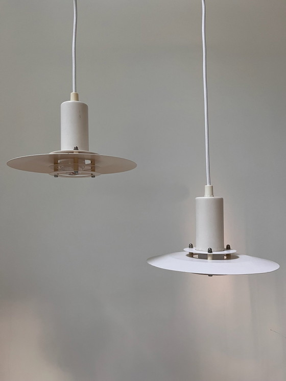 Set di 2 Lampade a sospensione vintage Lyfa Model 4020 design danese – anni '70/'80 – Alluminio (photo 4 of 11)