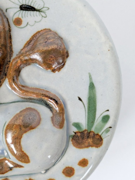 Image 1 of Keramische doos met deksel in Tonala-stijl uit de jaren 70: speels, gesigneerd aardewerk in volkskunststijl.