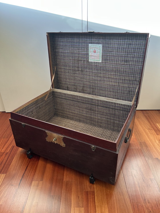 Image 1 of Koffer aus hellbraunem Leder aus China, Ende des 20. Jahrhunderts