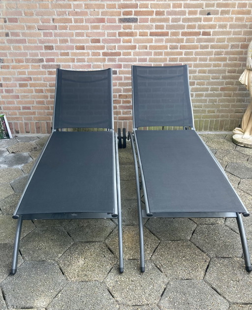 2 x DesJoyaux verstelbare ligbedden, topkwaliteit