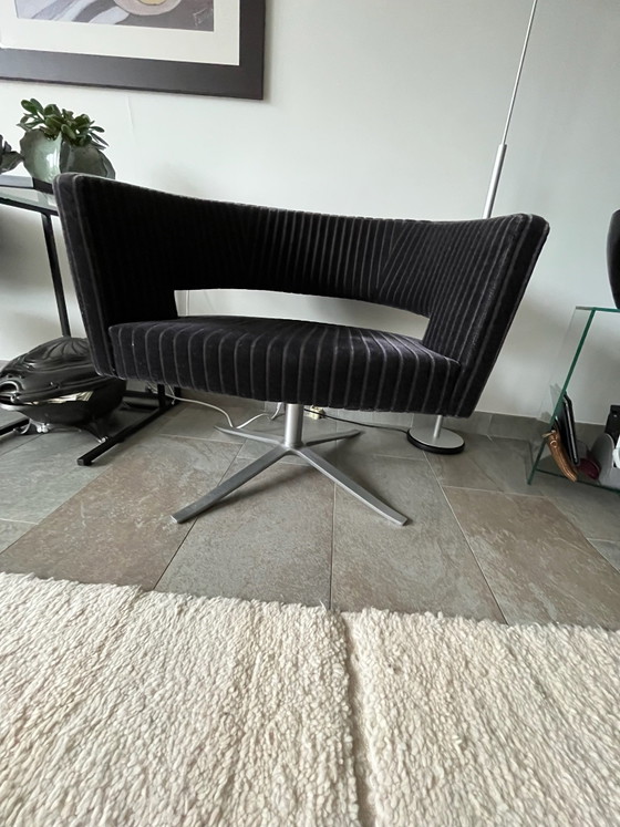 Dos sillones giratorios Montis Turner – Sillas giratorias, Metal, Textil (photo 4 of 5)