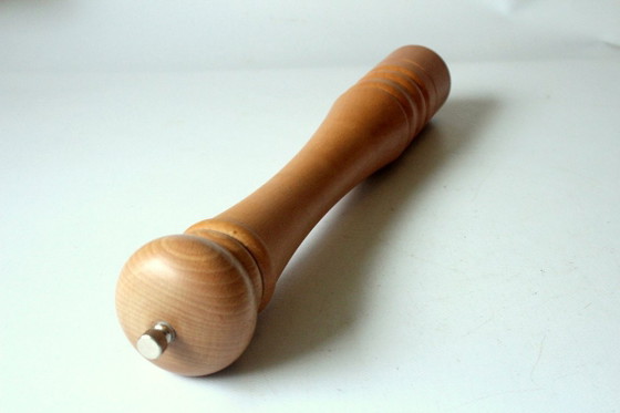 Image 1 of Moulin à poivre XL robuste en bois et métal - Hauteur : 41,5 cm