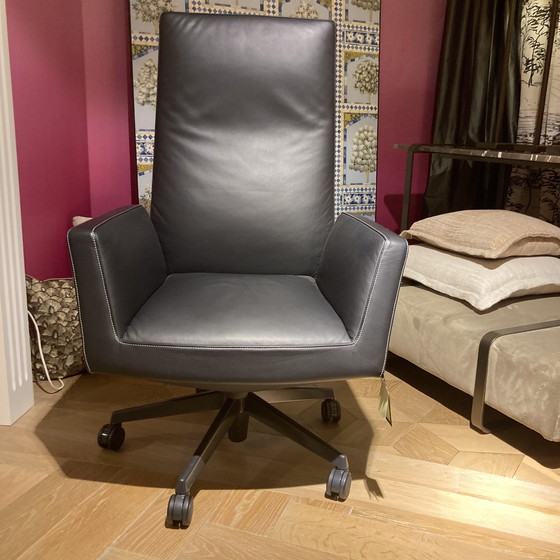 Image 1 of Poltrona Frau Chacellor office chair