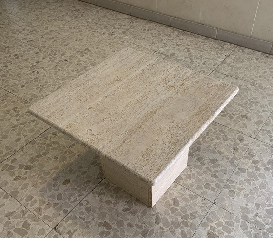 Image 1 of Table basse vintage en travertin véritable (Années 1980)
