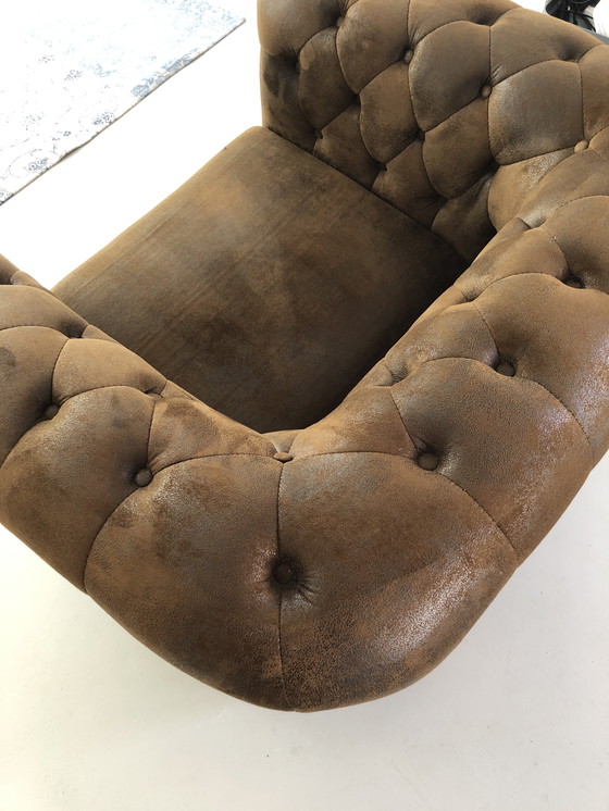 Image 1 of Vintage Chesterfield fauteuil/ loveseat (suede look)