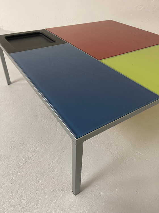 Tableau Mondrian Ciacci vintage en Italie vers 1980. – Tables basses, Glass, Metal (photo 6 of 15)
