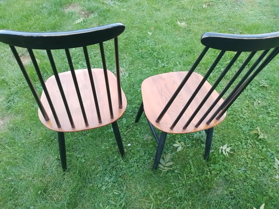 2 x Vintage Spindle Dining Chairs Ilmari Tapiovaara – Wood (photo 2 of 7)